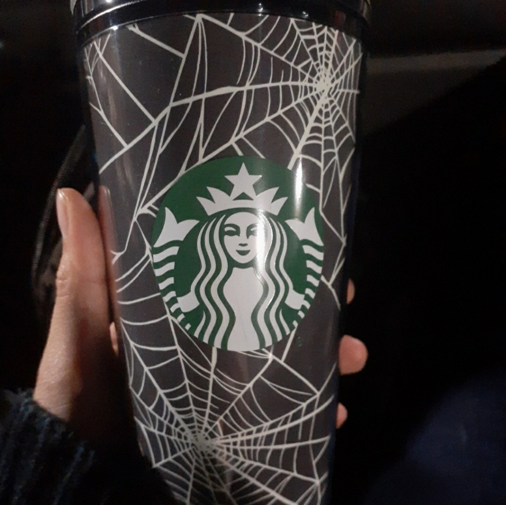 Starbucks tumbler grande size